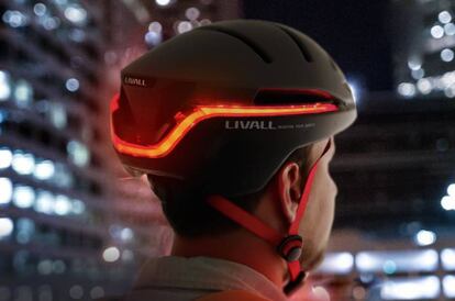 LIVALL EVO21 Smart Helmet.