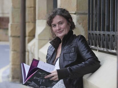 Arantza Iurre, autora de un libro sobre la presencia de la mujer en las artes escénicas del País Vasco.
