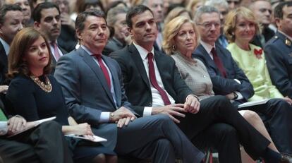 Soraya Saénz de Santamaría, Ignacio González, Pedro Sánchez, Concepción Dancausa, Alberto Ruiz Gallardón y Esperanza Aguirre.