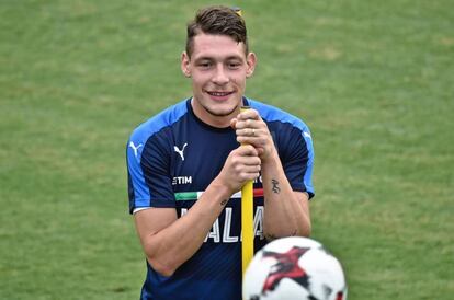 Andrea Belotti, en el entrenamiento de este viernes en Coverciano.