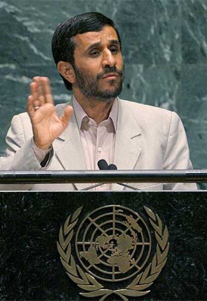 Mahmud Ahmadineyad durante su discurso en la 61 Asamblea General de la ONU