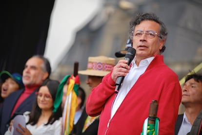 Gustavo Petro reformas