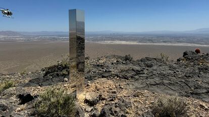 El monolito colocado en Gass Peak, fotografiado el 20 de junio.