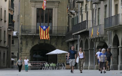 La estelada, en la fachada del Ayuntamiento de Vic (Barcelona) en mayo de 2015.