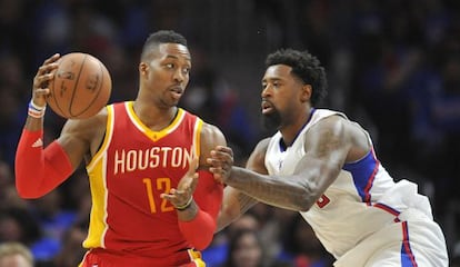 Dwight Howard y DeAndre Jordan.