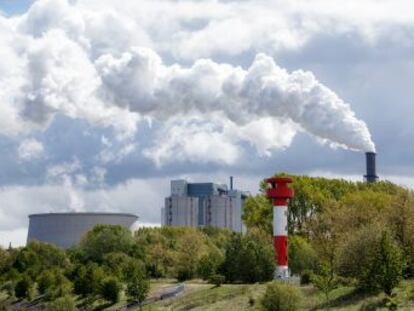 La Comisión Europea pide más esfuerzos en energías renovables para cumplir con el Acuerdo de París y aplaude la ambición del programa presentado por España en febrero