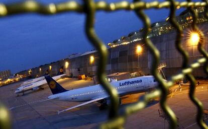 Aviones de Lufthansa, en el aeropuerto de Fráncfort.