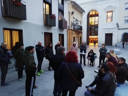 Una asamblea vecinal en el barrio valenciano del Cabanyal.