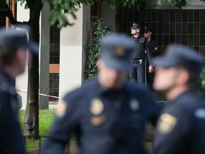 Agentes de la Policía Nacional en un operativo.