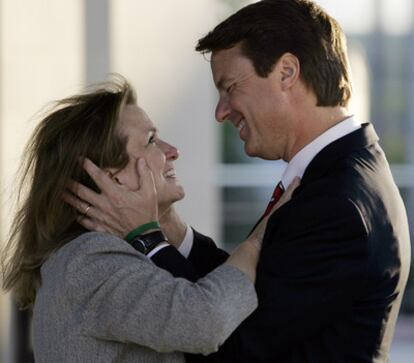 Elizabeth Edwards junto a John Edwards, su ex marido y antiguo candidato a la vicepresidencia de EE UU.