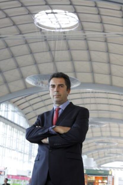 Santiago Mart&iacute;nez-Cava, director del aeropuerto de L&rsquo;Altet.