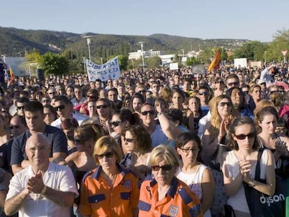 Más de 5. 000 personas han acudido a la concentración que esta tarde ha tenido lugar en el aparcamiento público de Palmanova.