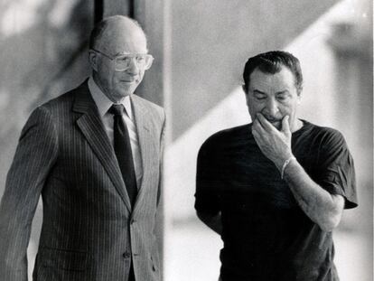 Braunschweig con el coreógrafo Maurice Béjart (derecha), en 1987.
