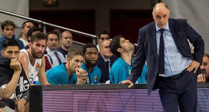 Laso observa a su equipo