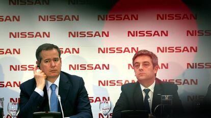 El presidente de Nissan Europa, Gianluca de Ficchy, y el consejero delegado de Nissan Motor Iberica, Genís Alonso, durante una rueda de prensa el año pasado