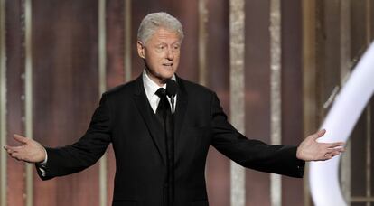 El expresidente de EE UU Bill Clinton ha presentado el clip de 'Lincoln', candidata a Mejor película.