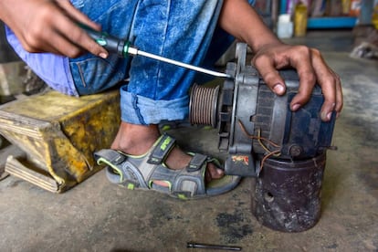 Según la OIT, entre 42 y 66 millones de niños corren el riesgo de caer en la pobreza extrema como resultado de la crisis de este año