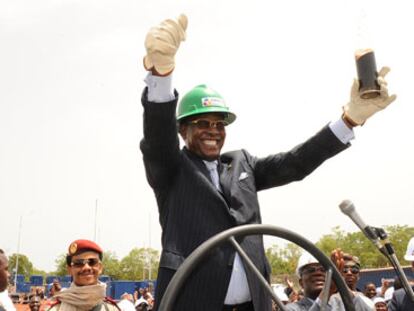 Mal uso de los beneficios del petróleo