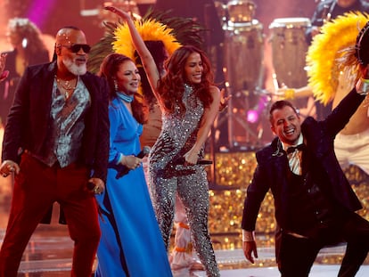 Carlinhos Brown, Gloria Estefan e Anitta se apresentam na cerimônia do Grammy Latino 2021, nesta quinta, em Lavas Vegas.