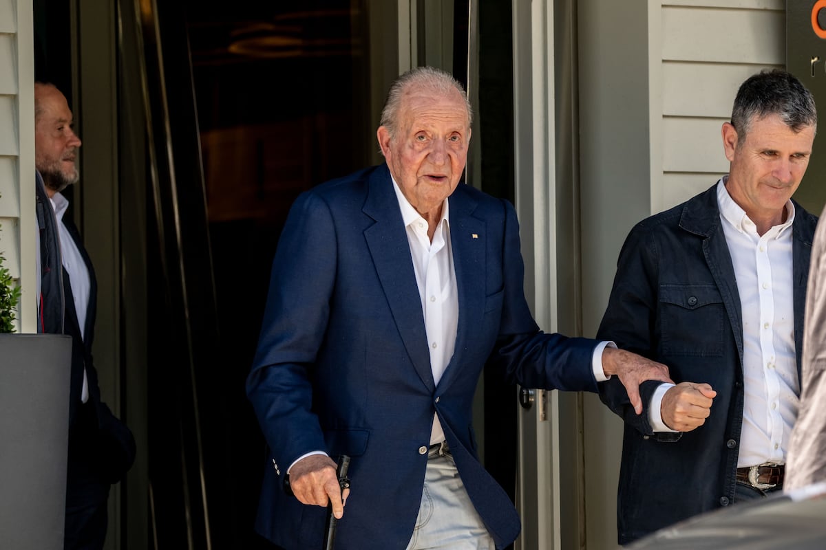 La Casa Real advierte al rey emérito de que para volver “debería recuperar la residencia fiscal en España”