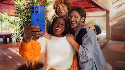 Moto G86