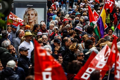 Manifestación convocada por los dos grandes sindicatos, CCOO y UGT, este miércoles en Madrid.