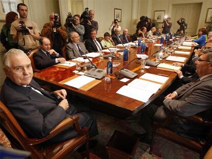 Reunión del pleno del Consejo General del Poder Judicial presidido por Carlos Dívar.