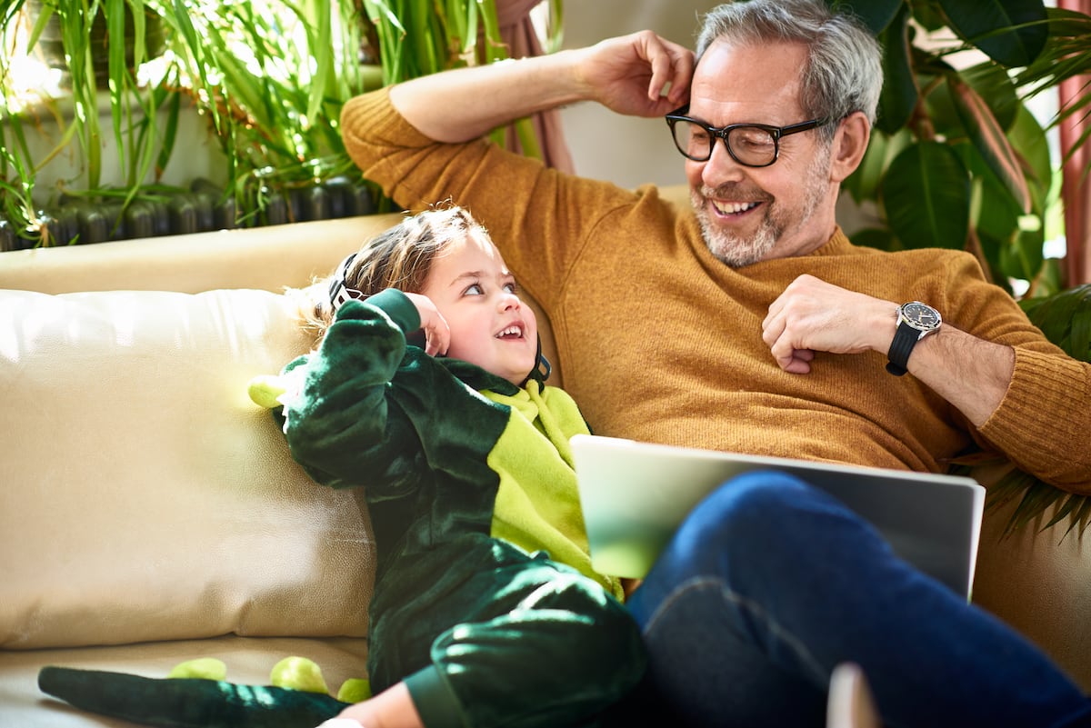 感情教育が私たちの子供たちにとってファッションでも贅沢でもない理由|専門家|ママスとパパス
