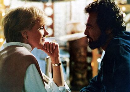 Julie Andrews y Burt Reynolds, en una imagen de 'Mis problemas con las mujeres' de 1983.