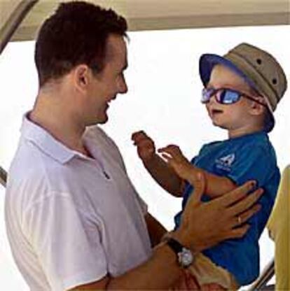 Iñaki Urdargarín y su hijo Juan Valentín, en Palma de Mallorca.