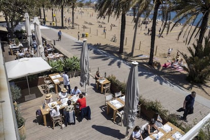 Restaurant Agua a la plataja del Somorrostro de Barcelona. 