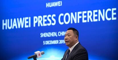 Song Liuping,director de Asuntos Legales de Huawei, este jueves durante una rueda de prensa en Shenzhen, China.