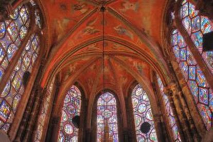 Las vidrieras góticas de la catedral de Le Mans.