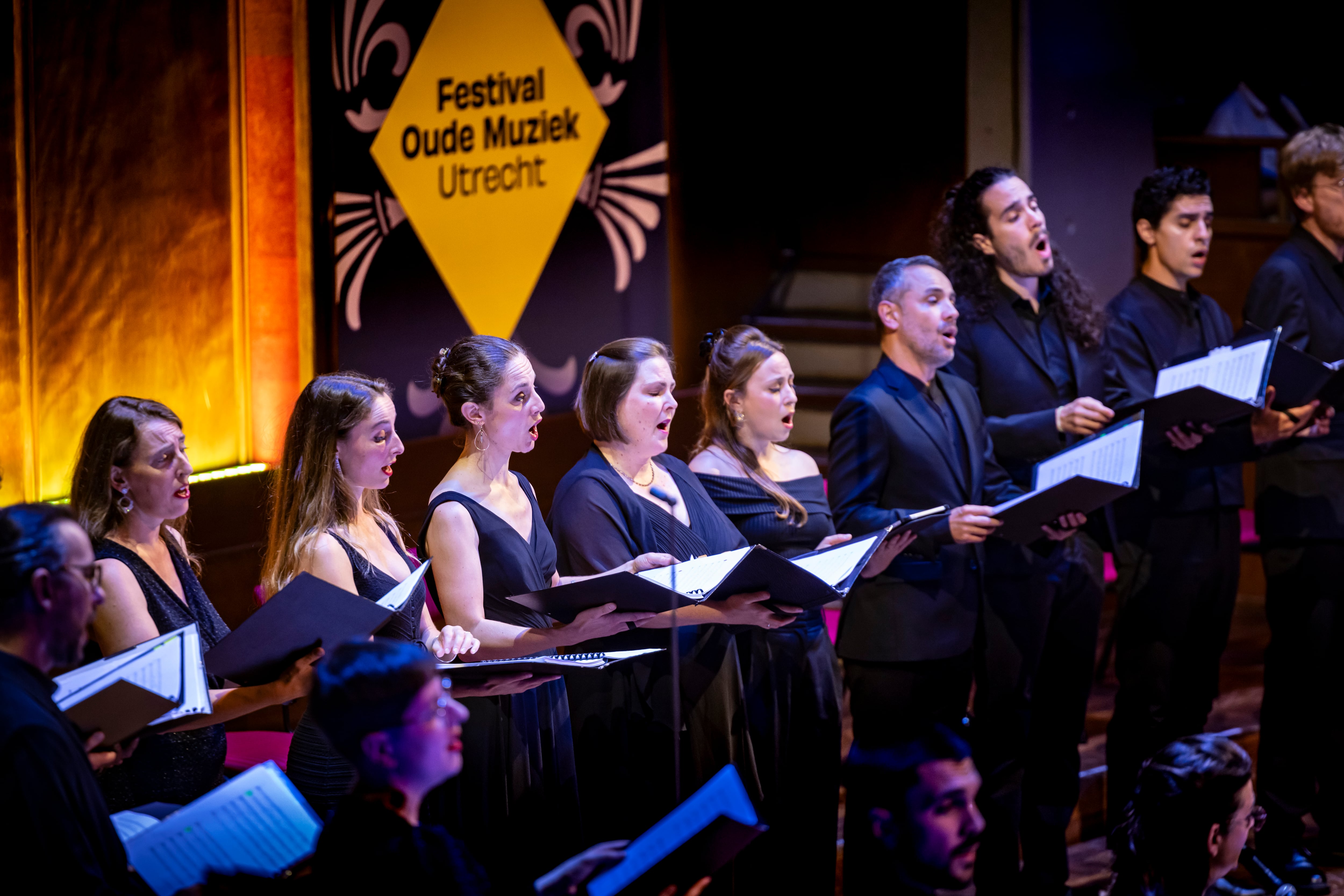 Cantantes del 'Ensemble Correspondances' durante su concierto ofrecido en el Vredenburg el sábado por la tarde.