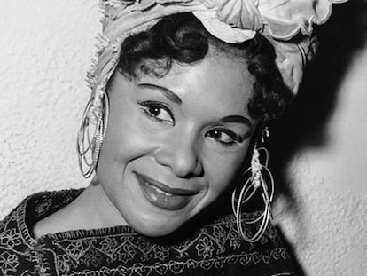 A dançarina e coreógrafa americana Katherine Dunham.