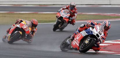 Petrucci y Marc Márquez en el GP de San Marino de MotoGP.