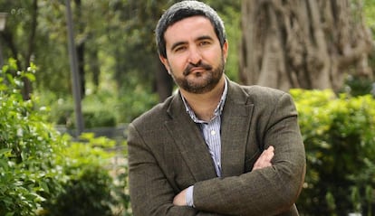 Fotografía de archivo del escritor y periodista sevillano Daniel Ruiz García.