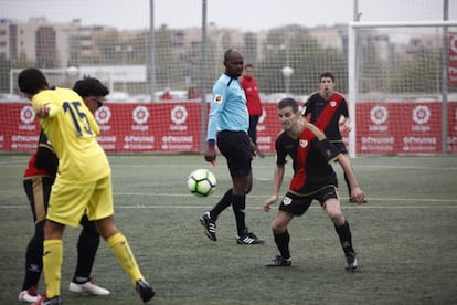 Partido entre el Fundación Rayo Vallecano y el Villarreal de LaLiga Genuine Santander