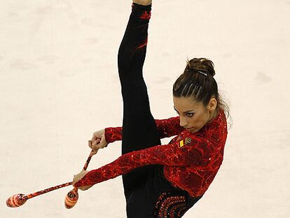 Almudena Cid, en el concurso de mazas.