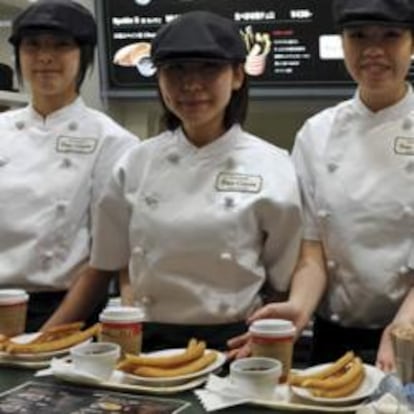 Una sucursal de la famosa chocolatería madrileña San Ginés, fundada en 1890, que ha abierto en el populoso barrio de Shibuya.