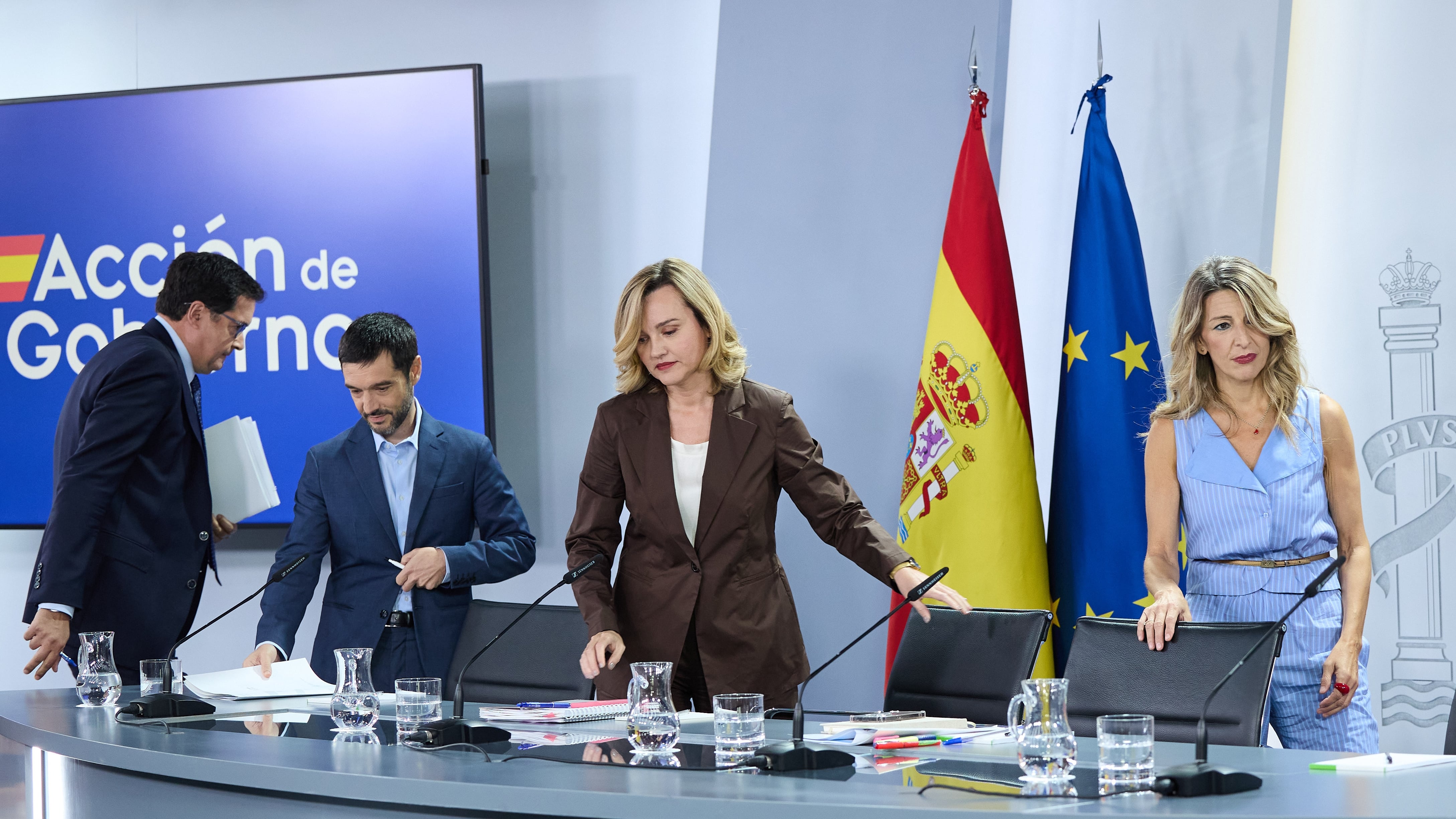 El Gobierno acusa a Vox de “chapotear diariamente” en el odio al inmigrante con el “silencio cómplice del PP”