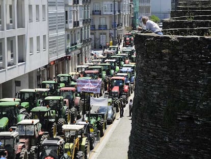 Tractorada en Lugo y Santiago