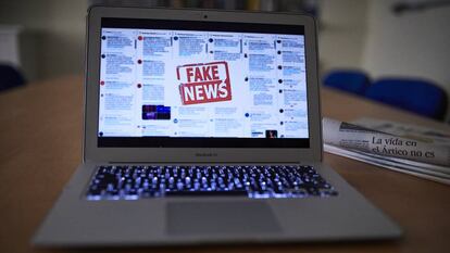 Les 'fake news' incentiven l'escepticisme i el desconcert en un moment en el qual ens cal informacions fiables i contrastades.