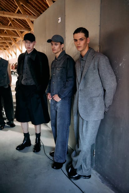 Tres modelos del diseñador español David Catalán, afincado en Oporto.