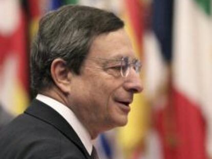 El presidente del BCE, Mario Draghi, a su llegada al Consejo de Ministros de Finanzas en Brusela el 3 de diciembre de 2012.