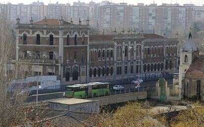 El edificio antes del derribo, en una imagen tomada del blog sobre la Guerra Civil Sol y Moscas.