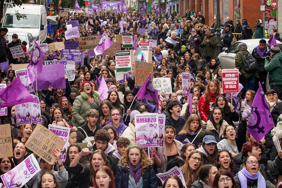 Manifestaciones del 8M: horarios y recorridos en las principales ...