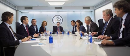 Mariano Rajoy en la reunió de la direcció del PP, dilluns.
