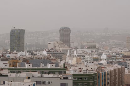 Calima en Las Palmas de Gran Canaria, este miércoles.