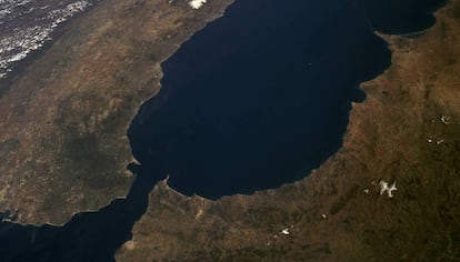 El estrecho de Gibraltar, visto desde el espacio.